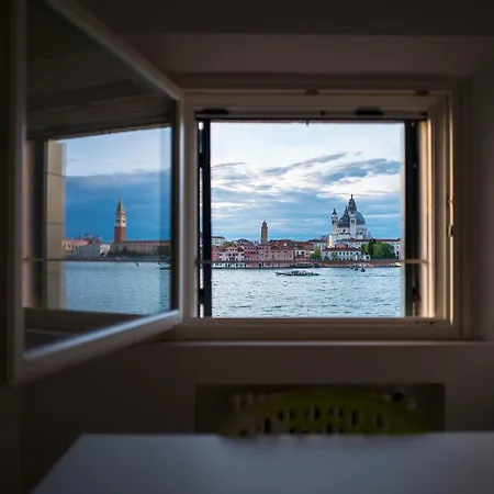 Apartamento Iconic - View In Venecia