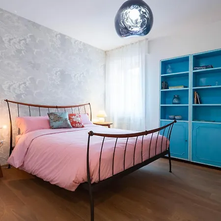 Iconic - View In 아파트 *