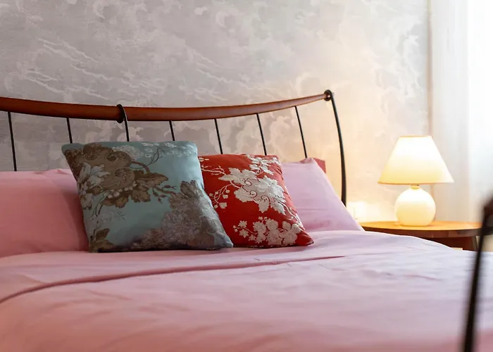 Iconic - View In 公寓