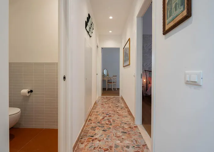Iconic - View In Apartamento Venecia