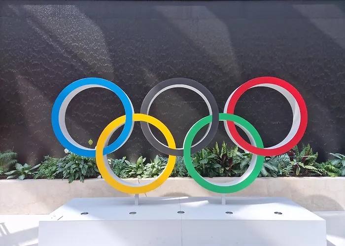 Iconic - View In 公寓 *