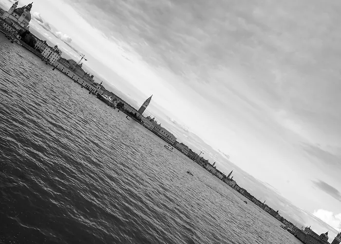 Iconic - View In